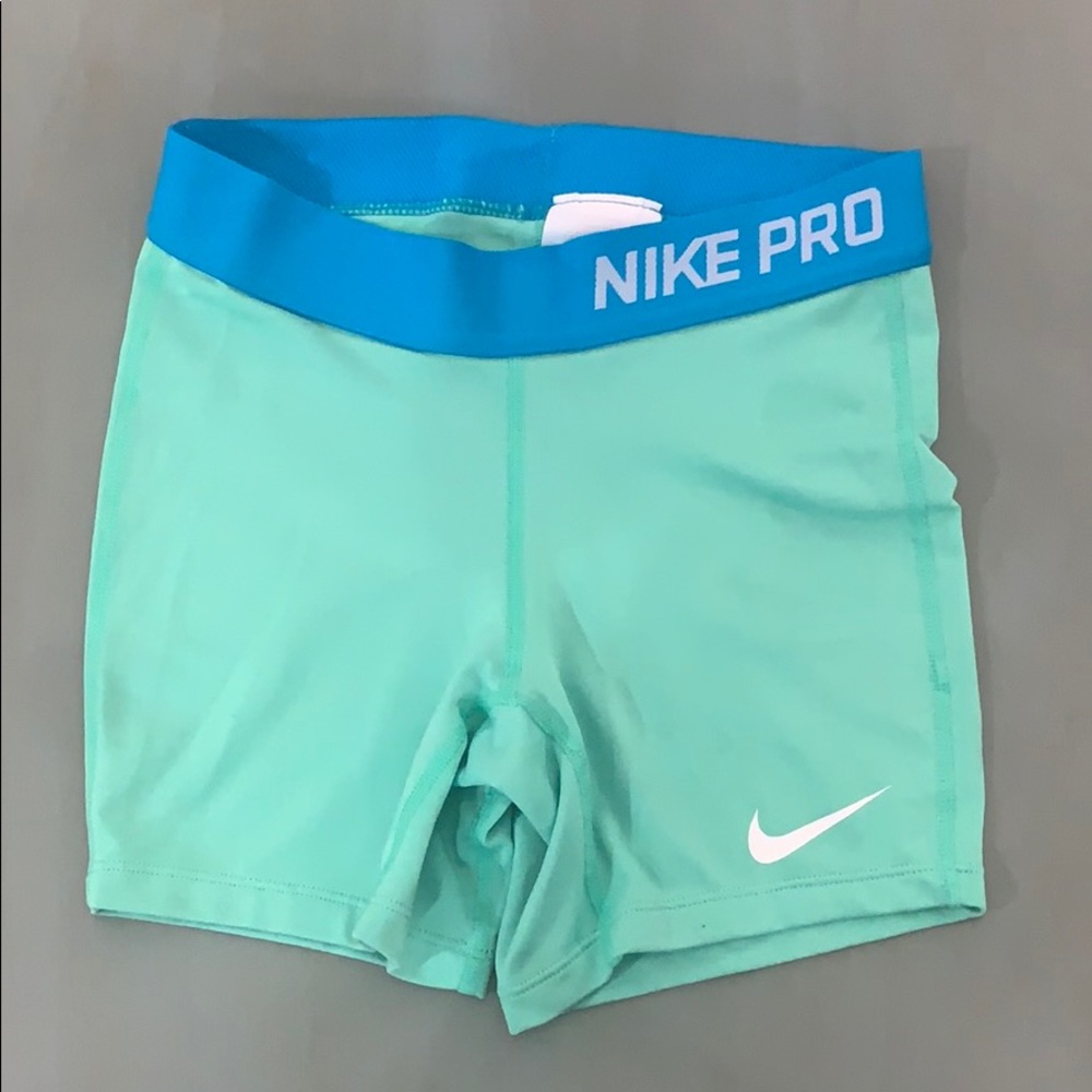 Nike pro spandex shorts